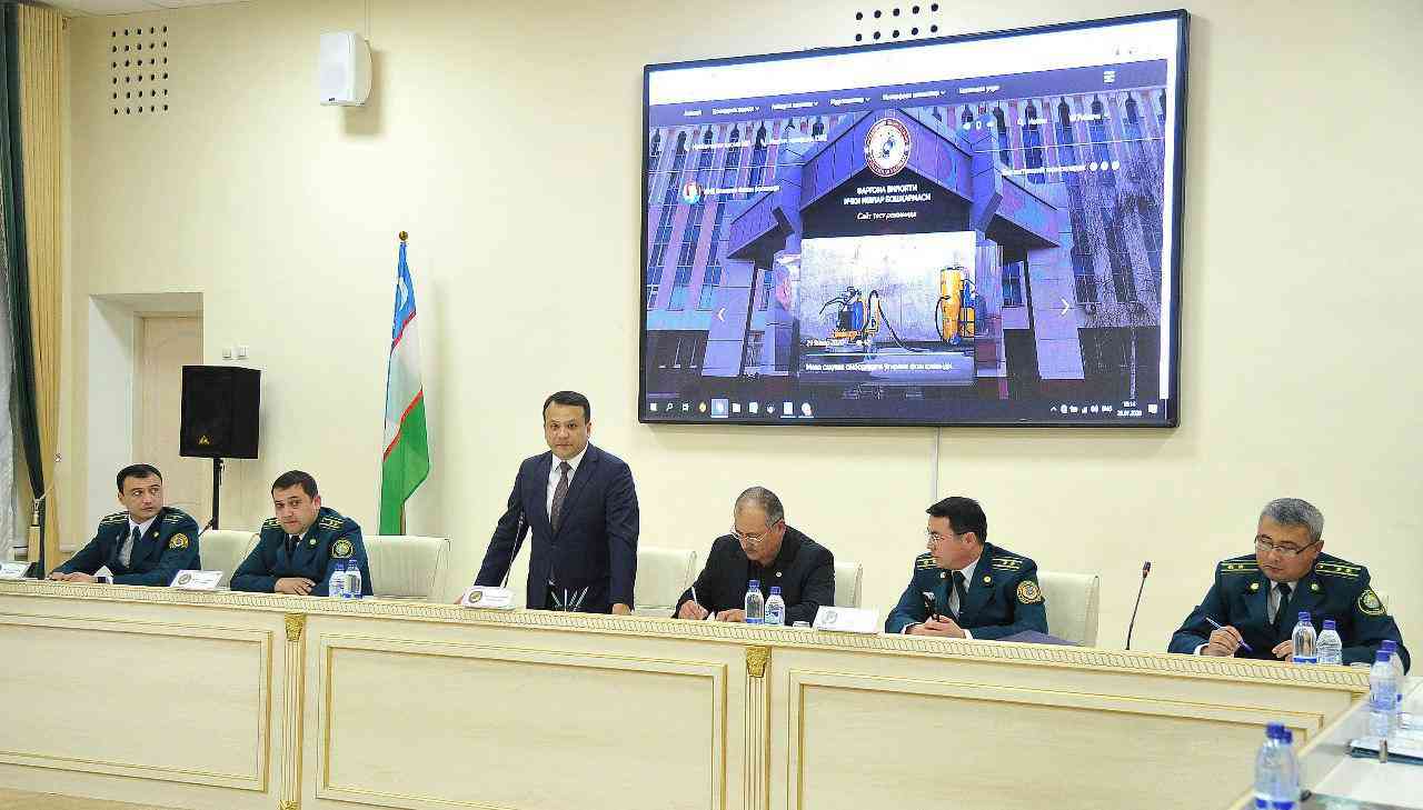 В УВД Ферганской области состоялась пресс-конференция для представителей СМИ.
