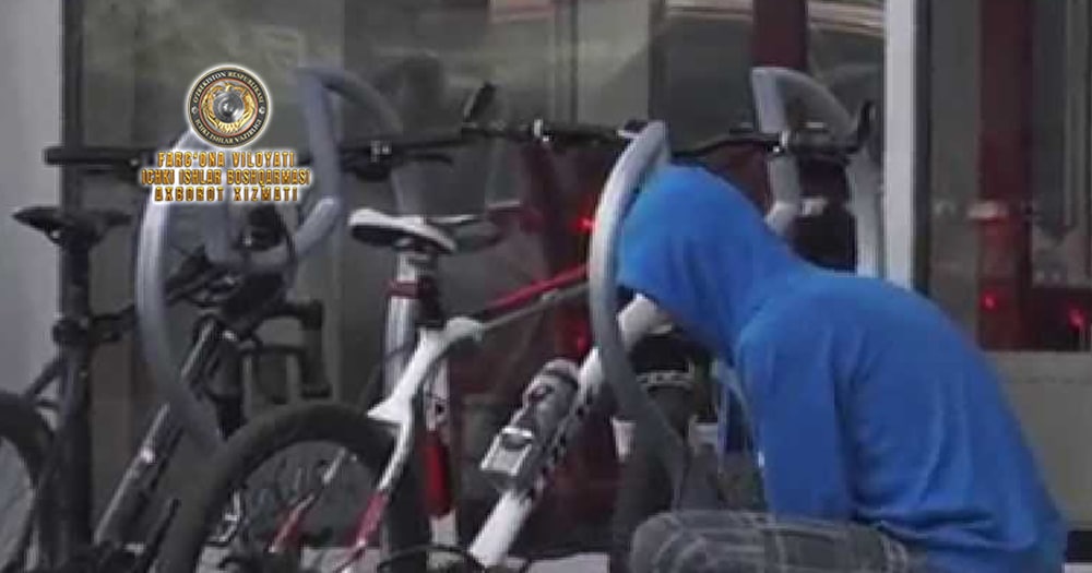 Несовершеннолетний украл велосипед, оставленный без присмотра перед парикмахерской
